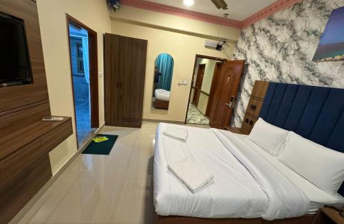 Naif Hotel | Three Dot Hotel