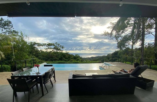 Ballena House | Three Suites with Ocean Views and Newly Expanded Pool