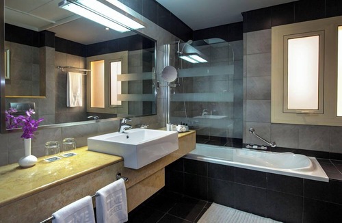 Al Qusais Hotel | Time Grand Plaza