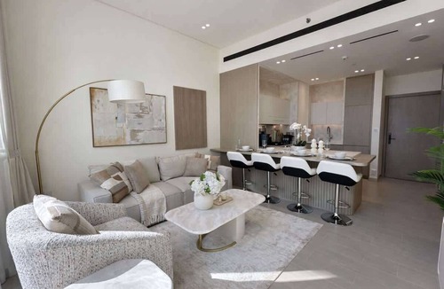 Jumeirah Village Circle Apartment | Tranquil 1BR with Private Plunge Pool