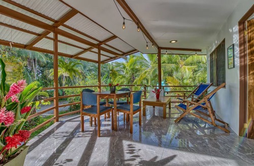Punta Uva House | Tres Pipas - Mayor - Beachfront Arrecife, Wifi, AC