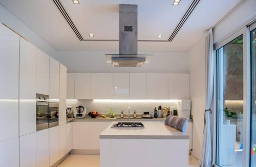 Dubai House | Tropical Calm: 4BR Villa + Private Pool, Al Barari
