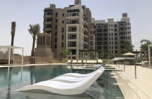 Umm Suqeim 3 Apartment | Ultimate Stay / 2 Beds / Brand-new Madinat Jumeirah Luxury / Swimming Pool View