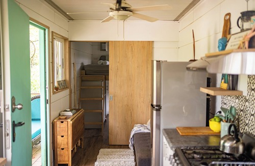 Matapalo House | Unique shipping container home only 2 minute walk to the beach