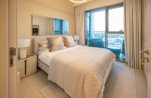 Za'abeel 2 Apartment | Urban & Elegant Stay Just Steps from Burj Khalifa