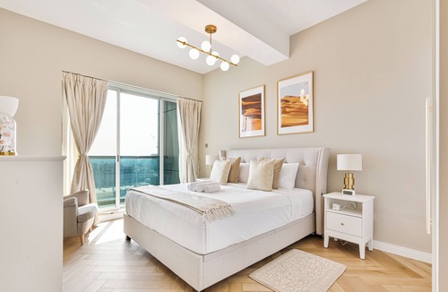 Jumeirah Lake Towers Apartment | Urban Oasis 1BR in Armada with Cityscape Views