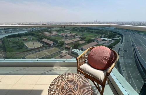 Business Bay Apartment | Venetian - Stay in Business Bay near Burj Khalifa views