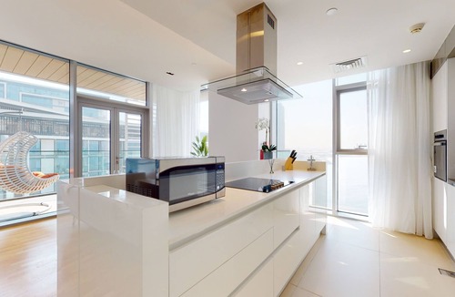 Dubai Apartment | Vibrant 2BR Retreat | Modern Interior and Sea Views