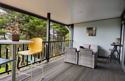 Canton Dota House | Villa Jade Dota, Tu refugio moderno en la naturaleza.