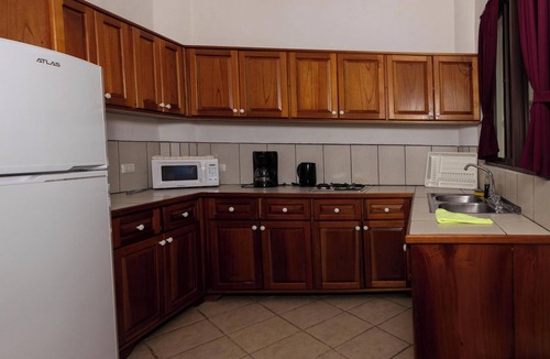 El Cerro Villa | Villa Junior # 3 w/Pool & Kitchen – Minutes from Manuel Antonio Beach