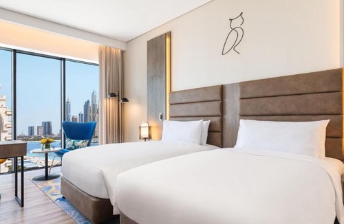 Palm Jumeirah Hotel | voco Dubai The Palm by IHG