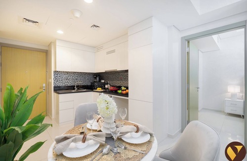 Sheikh Zayed Road Apartment | Vogue | Aykon City Business Bay near Metro Station