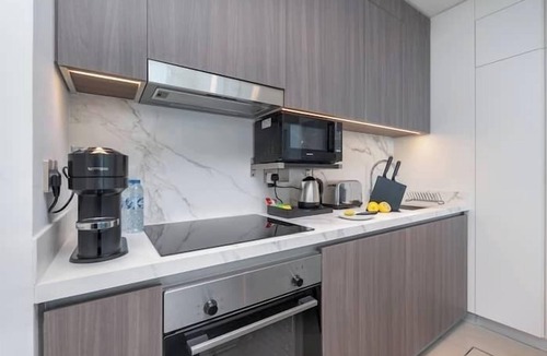 Dubai Marina Apartment | Vogue | Beach Vista near Palm Jumeirah | JBR