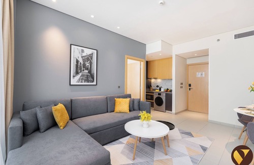 Jumeirah Village Triangle Apartment | Vogue | JVT near Springs Souk Mall