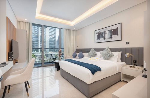 Downtown Dubai Villa | Vogue | Sterling Downtown near Dubai Mall | Burj Khalifa
