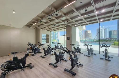 Jumeirah Village Circle Apartment | Vogue Vacation Homes, JVC Binghatti Phantom near Circle Mall, One Bedroom Apartment with a Private Pool in Balcony and full Access to all Amenities