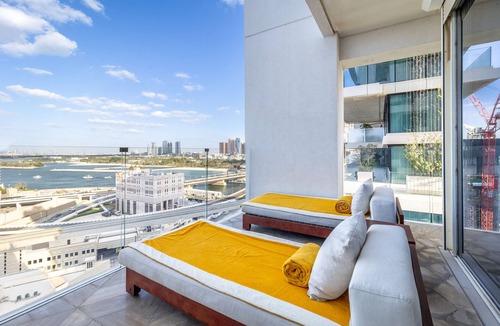 Palm Jumeirah Apartment | Voguish 2BR Apt w/Sea View at FIVE Palm