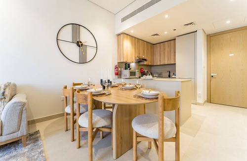 Al Barsha Apartment | Walking Distance to Miracle Garden and Butterfly Garden