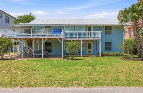 Long Bay Estates House | Wavecrest Grand with Pool Great for Groups