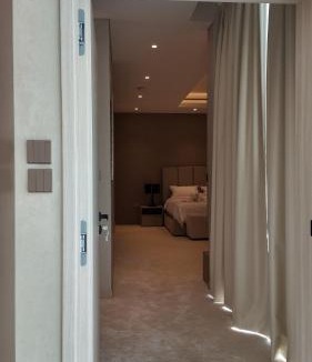 Palm Jumeirah Villa | World Class 6 BDR Villa In Signature Palm