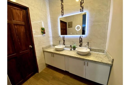 Orotina House | You will LOVE your family time at Tucan Villa!