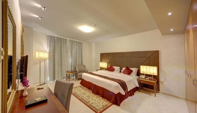 1 Bedroom Apartment Near Day To Day Al Karama