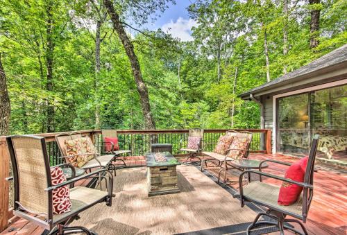 1 Mi to Marina: Lake Toxaway Cabin w/Fire Pit