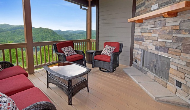 10 Sparkleberry Court At Bear Lake Reserve