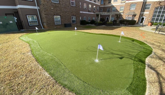 1BR Suite w/2 Queens | Pool, Fire Pit + Breakfast