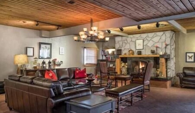 2 Sweetwater Lift Lodge Resort, Pool Table, Gym