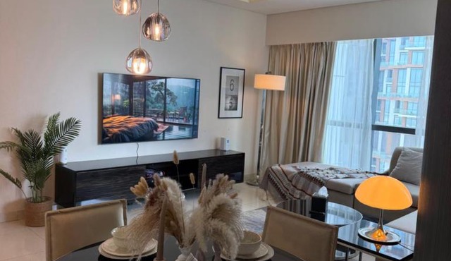 2BR Apartment in Paramount Hotel with Burj Khalifa View