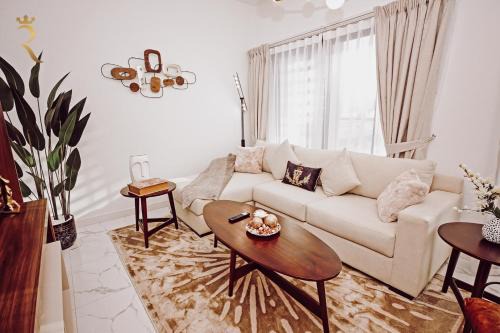3BR Al Raha Haven - Chic Coastal Escape