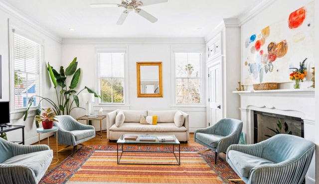 8C at Saint Philip Square, One Block to King, Bright Enchanting Top Floor Apt