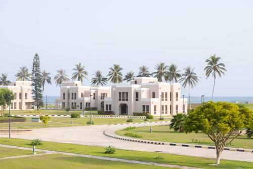 Al Shatti Villas