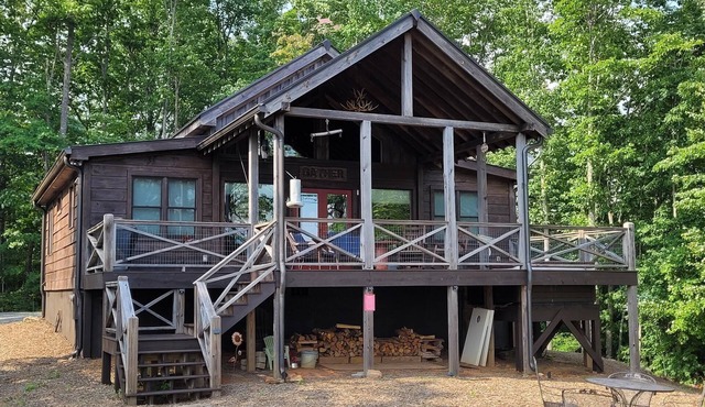 Amazing View - 5M to BR - Private - 2 King rooms on main - Hot tub - Fire Pit