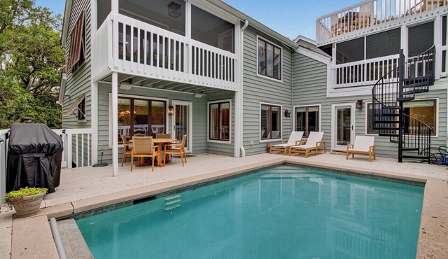 Award-Winning Resort Amenities | Fairway Oaks 8 by Wild Dunes