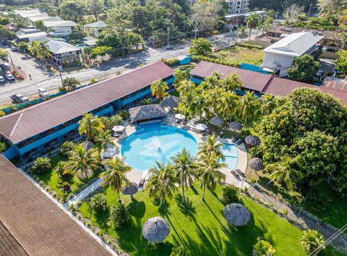 Beach Break Resort & CR Surf Camp