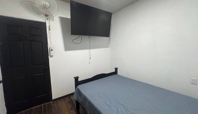 CENTRAL APARTMENT, FULLY EQUIPPED, WIFI, TV, SPACIOUS