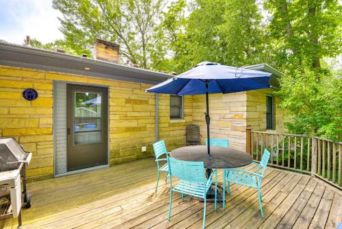 Charming Union Pier Home w/Deck: Half-Mi to Beach