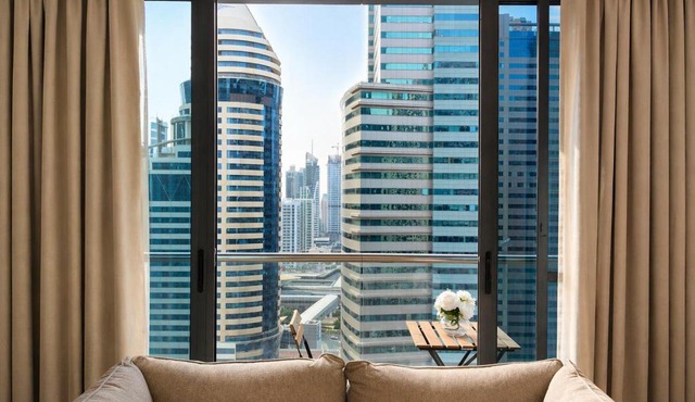 Click Stay - JLT - 2 Bedroom & Balcony Lakes View Entire Apartment -RM