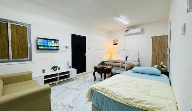 Comfy Studio Apartment