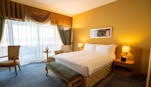 Deluxe Room Near Abu Dhabi Ladies Club.