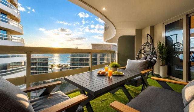 Desert Key Luxury Apt with Seaview, Saadiyat Island