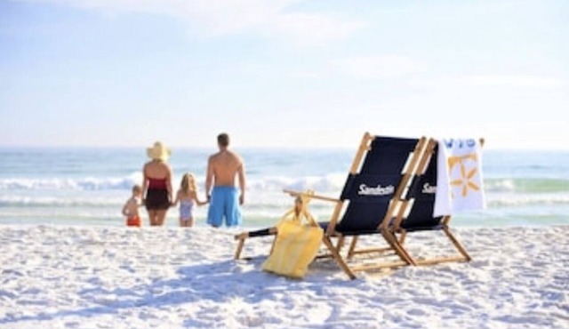 Dog Friendly🐾 Beachside Resort🏖️Golf Cart ⛳️ Community Pool 🏊‍♀️ Close to shopping 🛍️