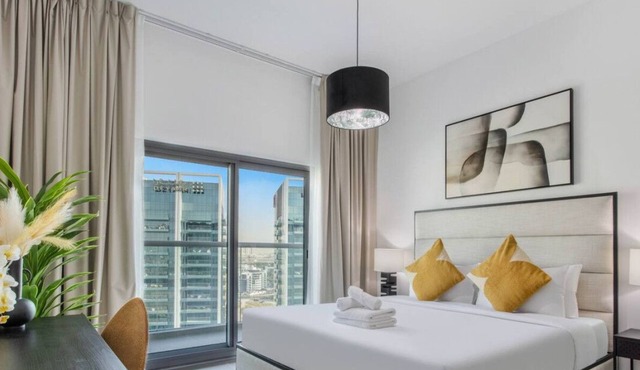 Elegant 1BR Getaway in Bella Rose, Al Barsha