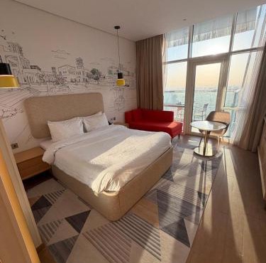 Elegant Studio Apartment with Marina View JVT