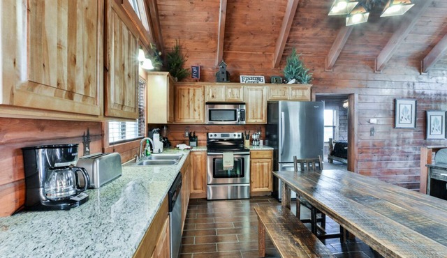 Enjoy Branson at Torrey Pines | 6 Bed, 5 Bath