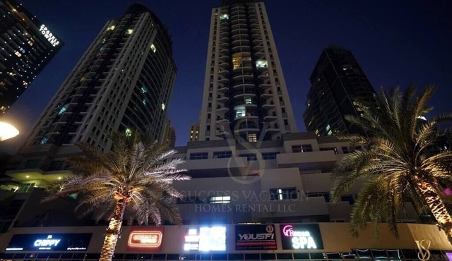 Everyday free housekeeping provided, 2 bedroom apt