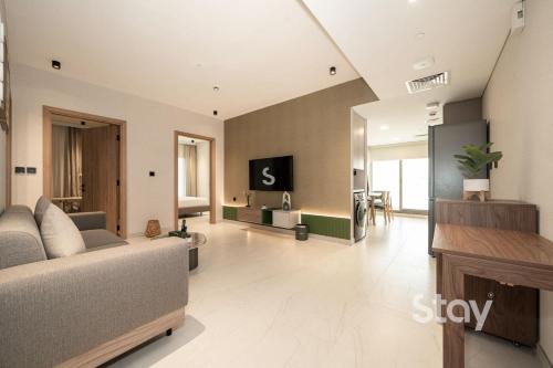 Executive 2BR Wellness Apt with Free Massage JVT