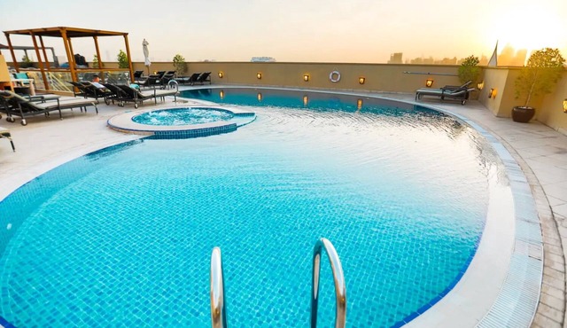 Executive | Elite Byblos | Rooftop Pool, Spa, Nightlife On-Site